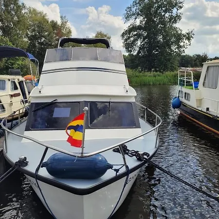 Boat & Breakfast Bed & Breakfast *