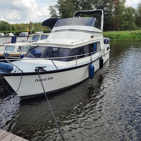 Boat & Breakfast * Amsterdam
