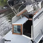 Boat & Breakfast Гостевой дом